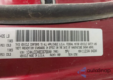 2014 Jeep Compass Latitude z USA, uszkodzony, nr VIN 1C4NJCEA8ED676640